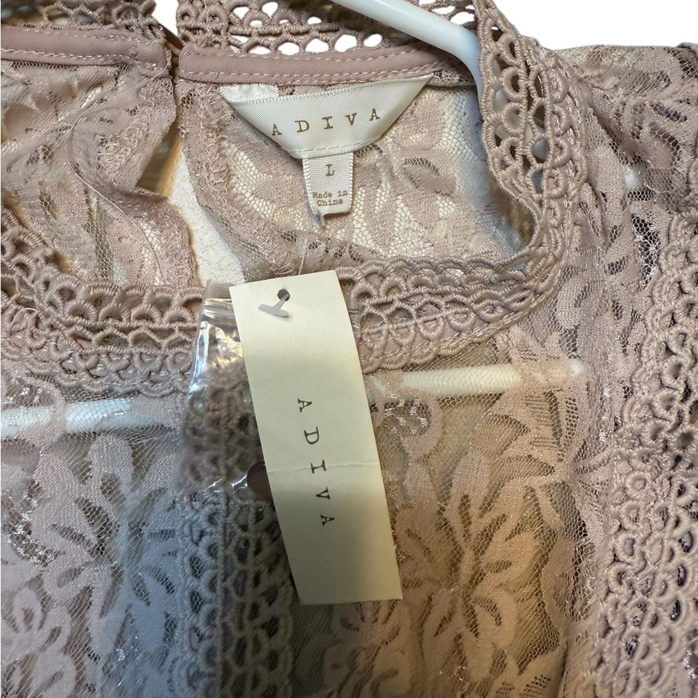 66 Adiva Lace Blouse - Soft Pink - Picture 3 of 4